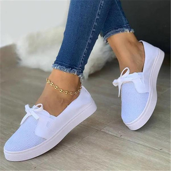 Plus Size Lace Up Solid Flat Casual Canvas Shoes