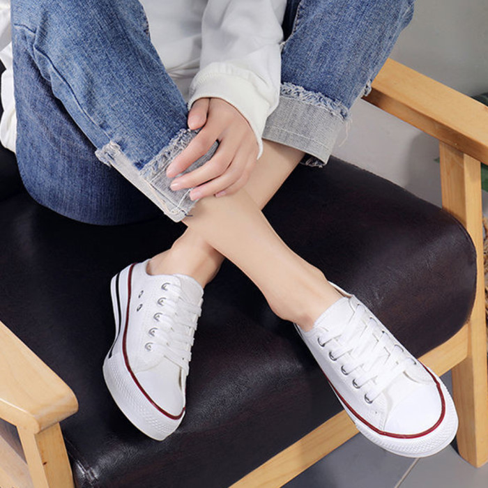 Flat Heel Solid Color Low Top Canvas Shoes