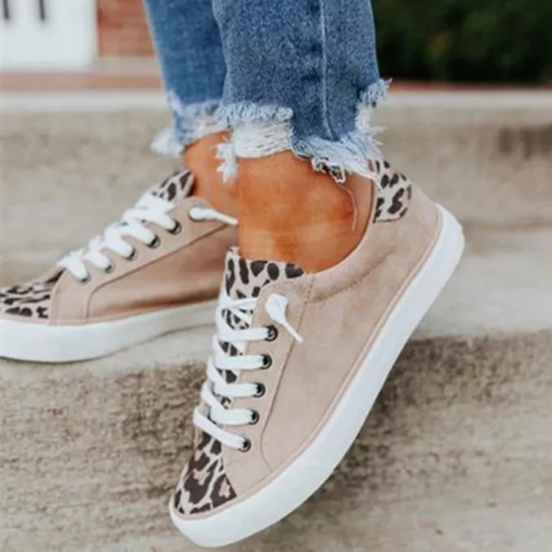 Plus Size Leopard Lace Up Women's Sports Canvas Shoes