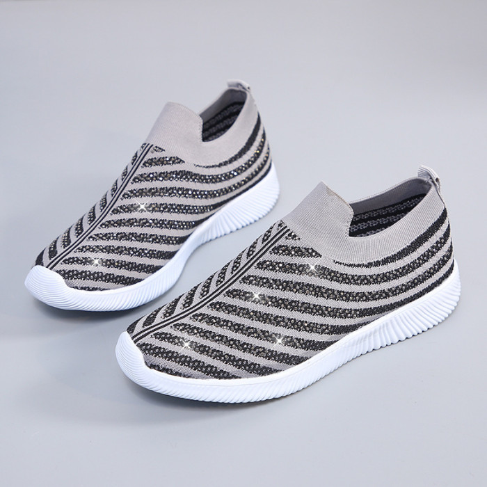 Large Size Non-Slip Soft Bottom Casual Hot Drill Sneakers