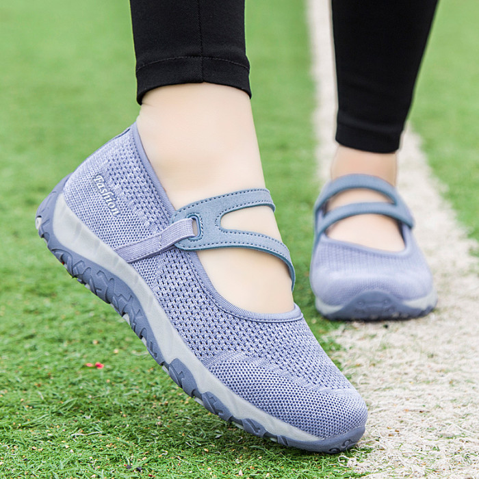 Plus Size Casual Breathable Mesh Flat Sneakers