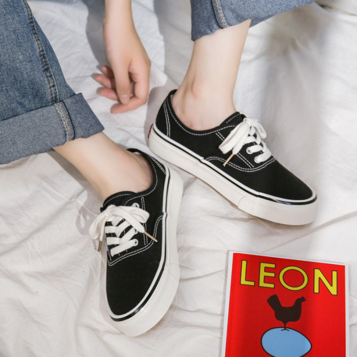 Retro Versatile Low Top Casual Solid Color Canvas Shoes