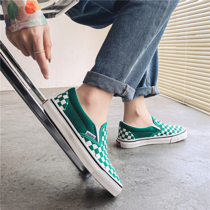 Checkerboard Plaid Slip-On Low Top Casual Canvas Shoes