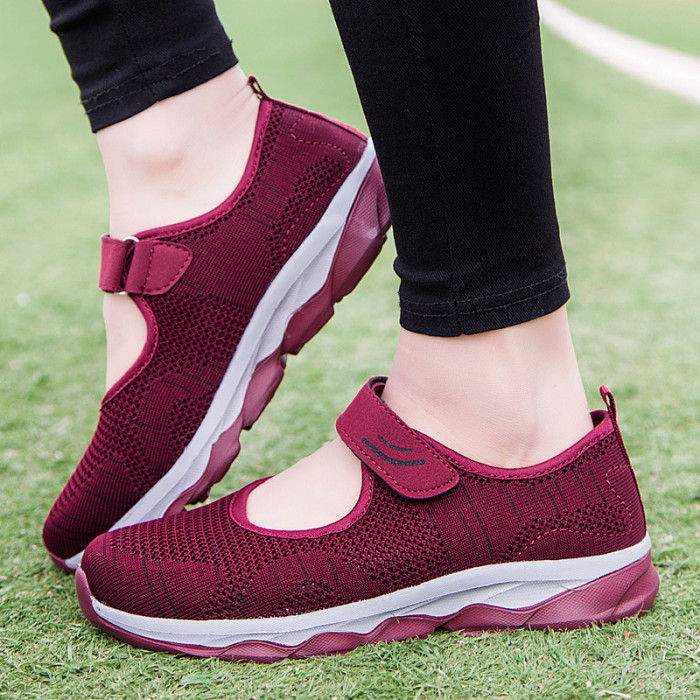 Breathable Mesh Non-Slip Soft Sole Casual Sneakers