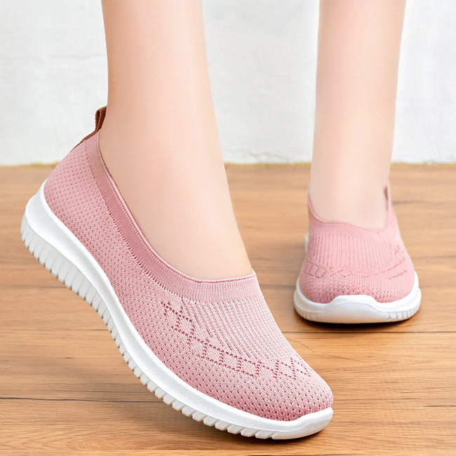 Casual Breathable Flyknit Soft Sole Plus Size Sneakers