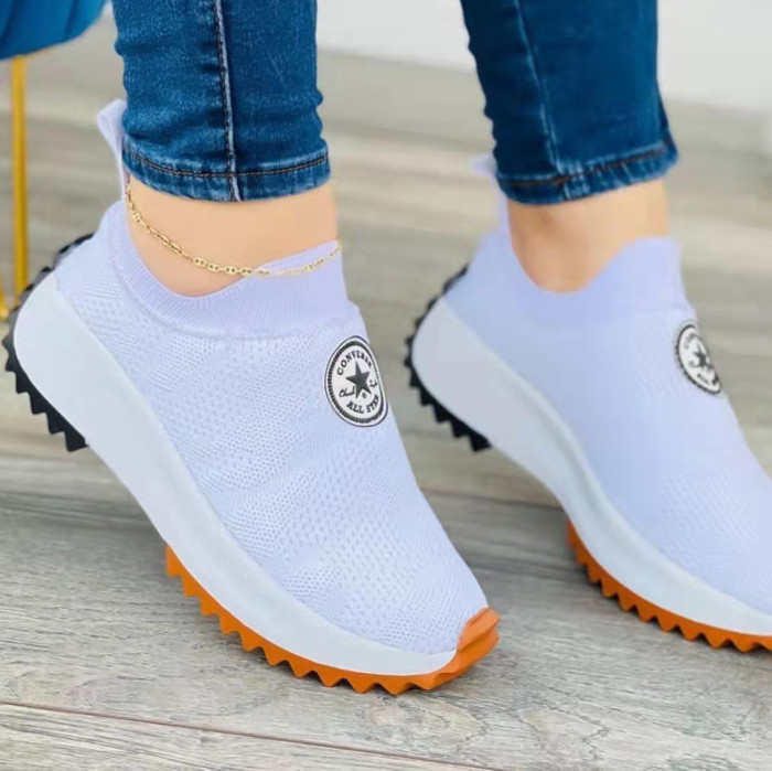 Large Size Trend Thick Bottom Fish Mouth Flying Woven Casual Sneakers