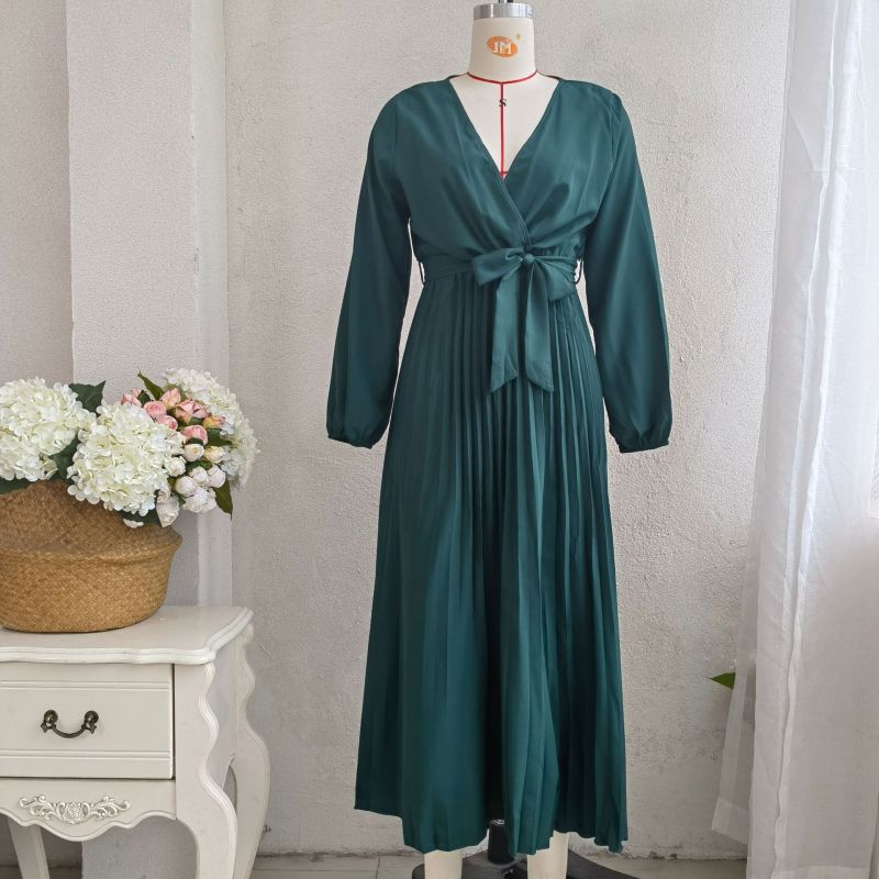 Elegant Cross V-Neck Pleated Solid Color Maxi Dresses