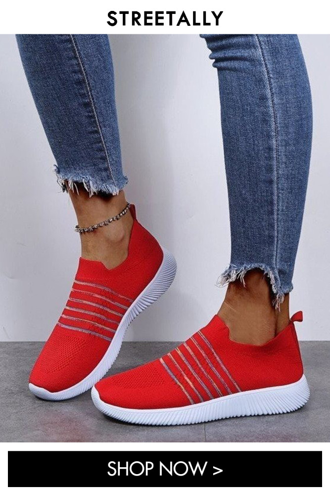 Stylish Flat Heel Slip-On Plus Size Casual Sneakers