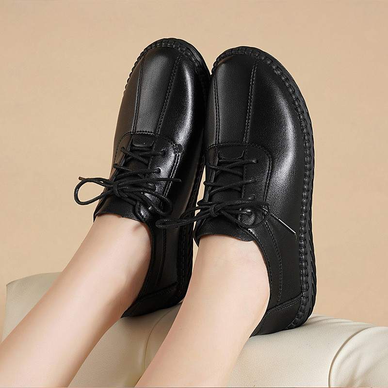 Plus Size Lace Up Round Toe Casual Retro Low Cut Flat & Loafers