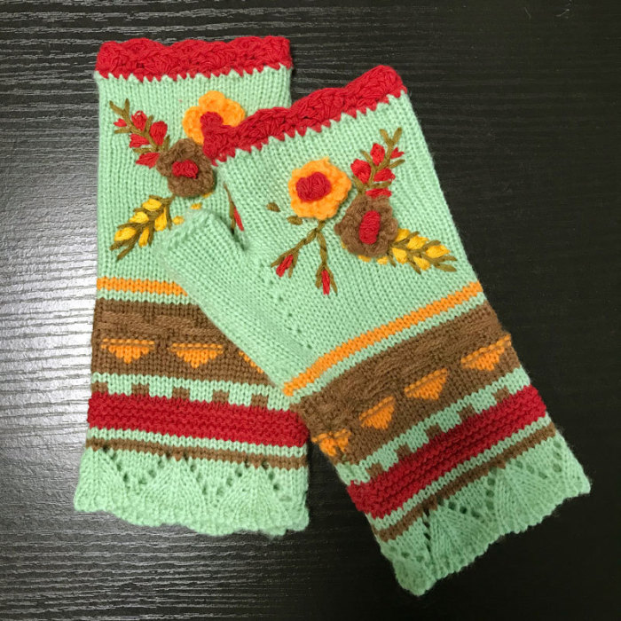 Ladies Warm Knitted Hand Crochet Jacquard Half Finger Mittens Gloves