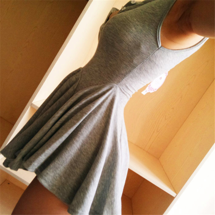 Fashion Solid Color Low Cut Sexy Knit Pleated Mini Dress