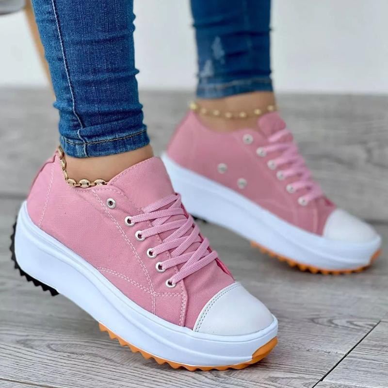 platform low top sneakers