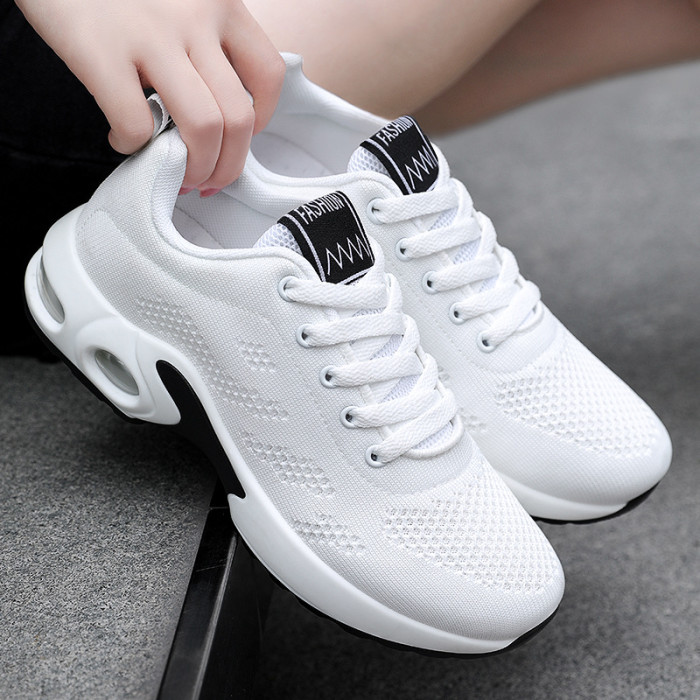 Women's New Fashion Trend Soft Soled Breathable Sneakers