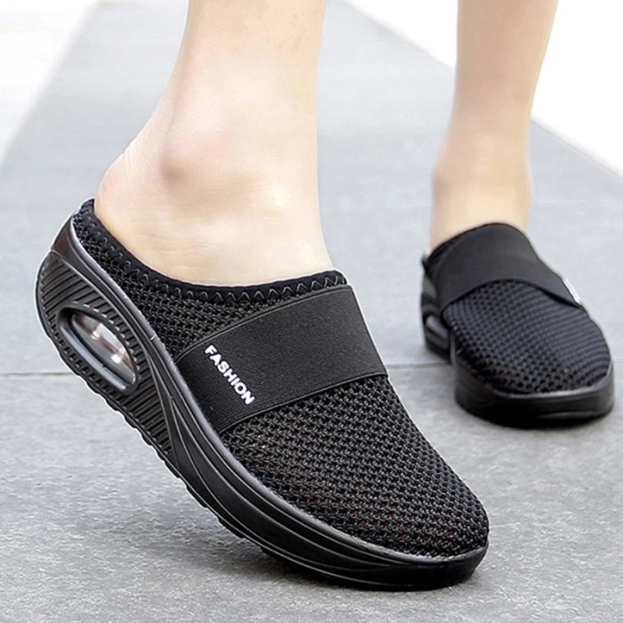 Women's Fashion Slides Slippers Breathable Mesh Lightweight Flat