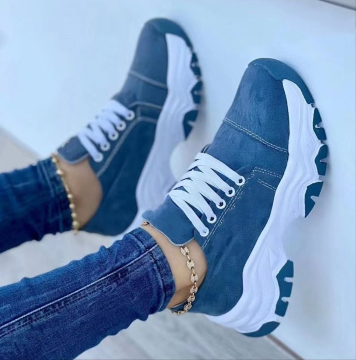 Women's New Platform Plus-size Lace-up Casual Sneakers