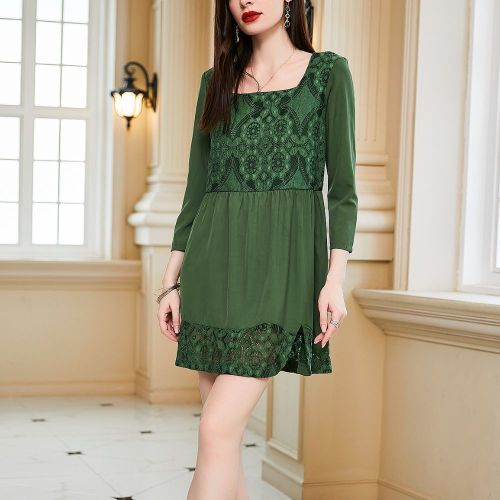 New Women's Long-sleeved Green Lace Mini Dress