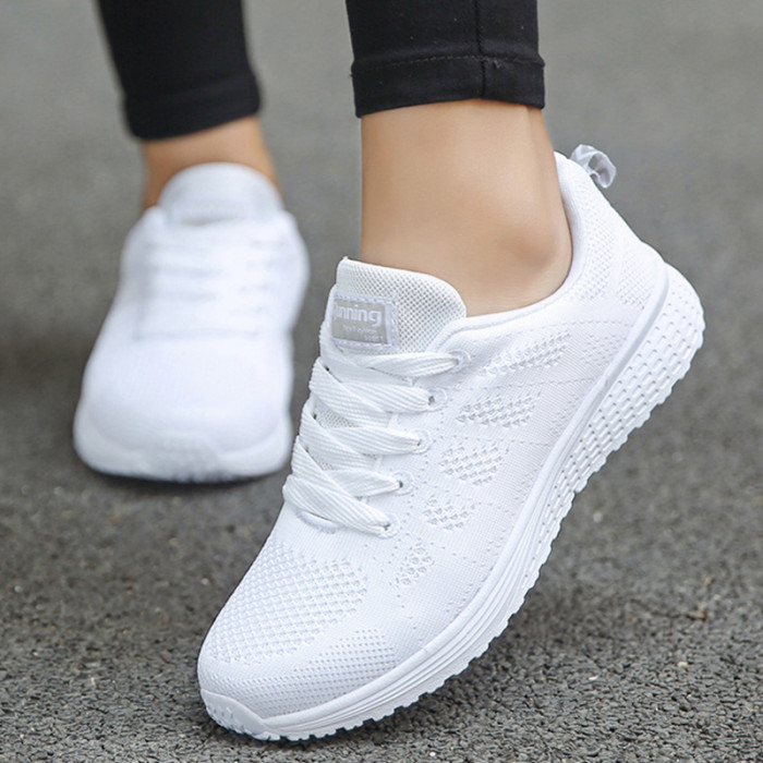 Women Breathable Lightweight White Black Casual Sneaker
