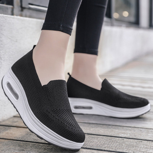 Women's Fashion Casual Solid Color Knitted Sneakers