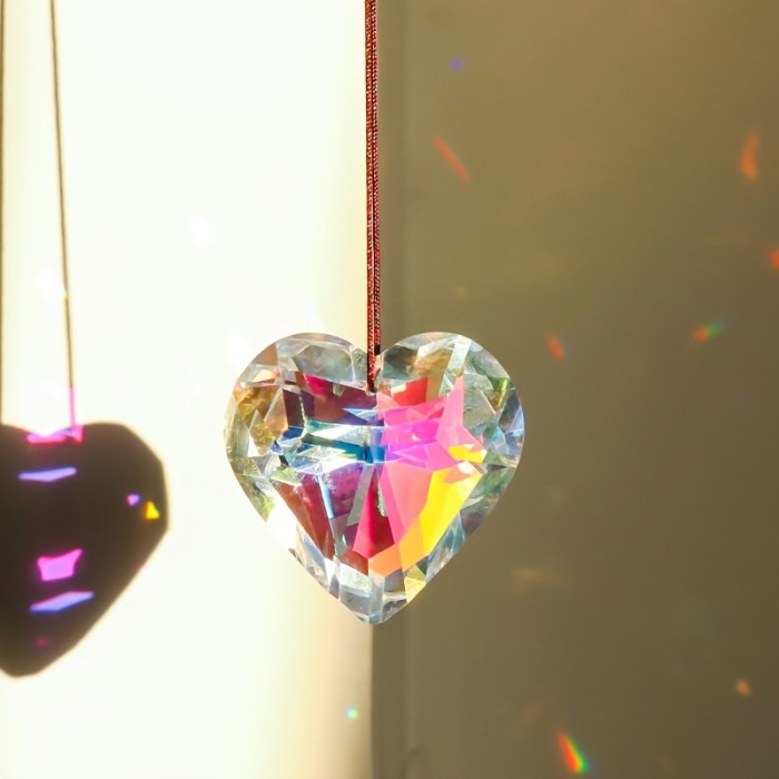 1pc Sun Catcher Crystals Pendant Heart Shaped Prism , Colorful Love Rainbow Maker Pendants Window Wall Hanging Decor, For Car Interior Home Room Decor (45MM)