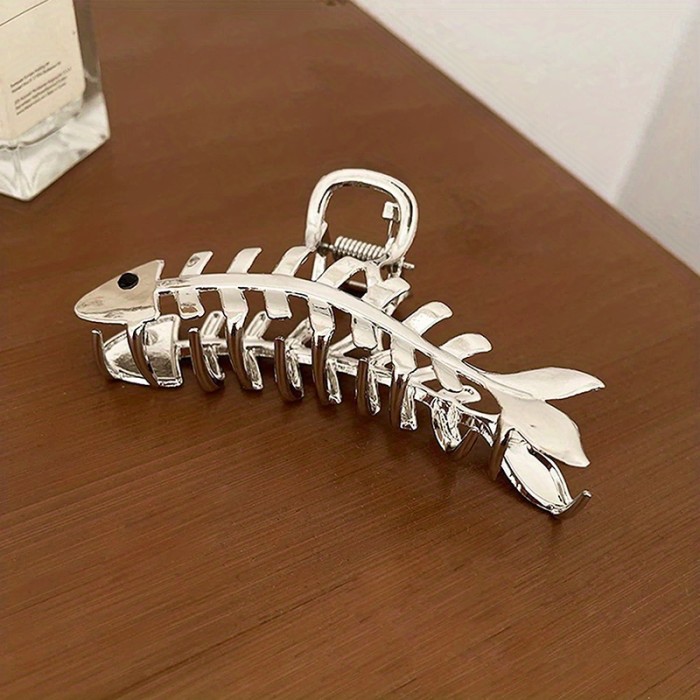 Non-Slip Fish Shaped Hair Claw Clips for Women and Girls - Big Metal Fishbone Hair Jaw Clamps for Secure Hair Styling and Accessories