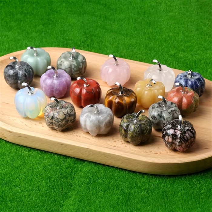 About 30mm\u002F1in Large Natural Healing Crystal Stone, Hand Carved Pumpkin Craft Ornament For Indoor Desk Decoration, Halloween Christmas Decoration Gift, Natural Stone, May Vary In Color And Contain Irregular Cracks And Small Chips