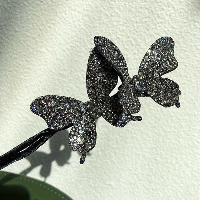 Trendy Elegant Butterfly Plate Hair Artifact Classy Decorative Twist Clip Hair Accessory Headwear For Women Girls