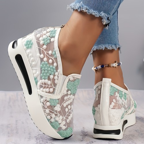 Women's Floral Lace Platform Shoes, Casual Height Increasing Slip On Shoes, Versatile Low Top Shoes