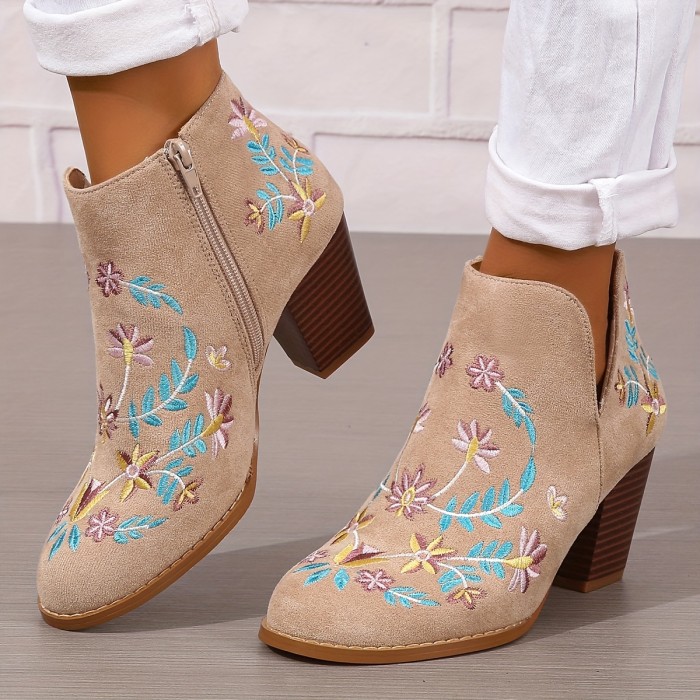Women's Floral Embroidery Ankle Boots, Retro V-cut Stacked Chunky Heeled Shoes,, Pull On Cowboy Short Boots
