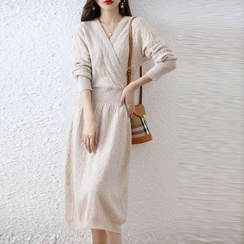Women's Solid Color Knitted Fashion Crossover V-Neck Loose Wool  Casual Dress