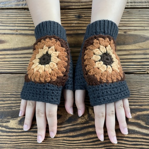 Pure Handmade Crochet Sunflower Gloves Vintage Women's Half Finger Knit Gloves Elegant Winter Coldproof Warm Female Gloves