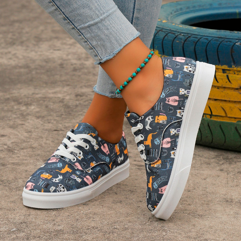 Women's Sneakers Fashion Design Round Toe Lace Print Canvas Sneakers