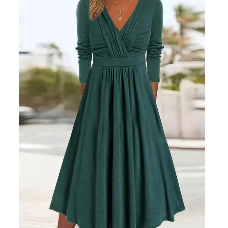 Plus Size Casual Dress, Women's Plus Solid Ruched Long Sleeve V Neck Slight Stretch Dress