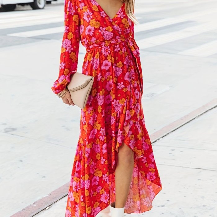 Plus Size Romantic Dress, Women's Plus Ditsy Floral Print Long Sleeve Surplice Neck Wrap Split Hem Maxi Dress With Belt