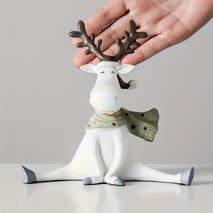 1pc Christmas Cute Elk Ornaments,New Year Gift Hand-painted Sculpture Ornaments
