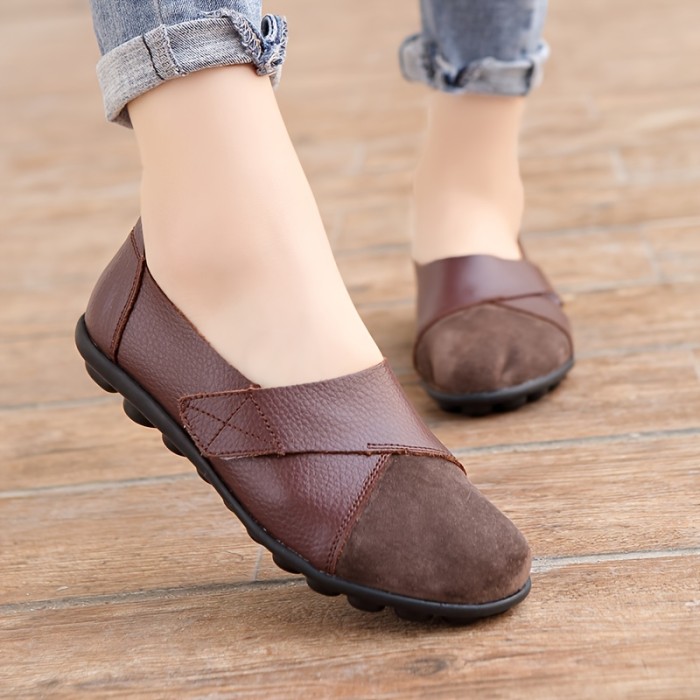 Women's Slip-on Loafers, Round Toe Comfy Flat Shoes, Casual Faux Leather Flats
