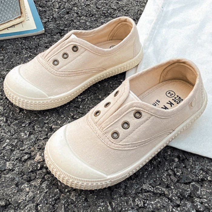 Girls Trendy Low Top Canvas Shoes Casual Skate Shoes Walking Sneakers For Spring