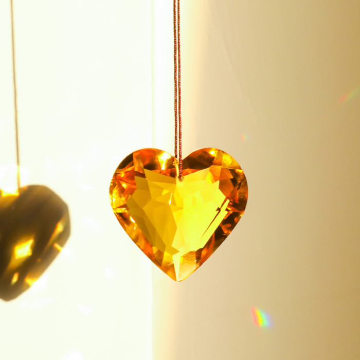 1pc Heart Spotlight Craft Jewelry Hanging Sun Catcher for Garden Decorations and Window Pendant - Perfect Mother's Day Gift