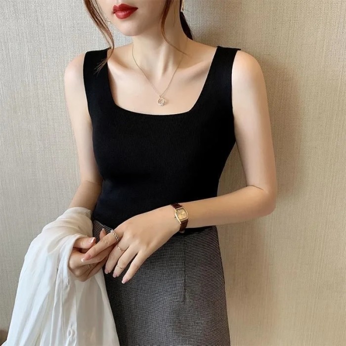 U Neck Knitted Tops Casual Slim Women Summer T-shirts Female Sleeveless Fashion Sexy Korean Style Tights Streetwear