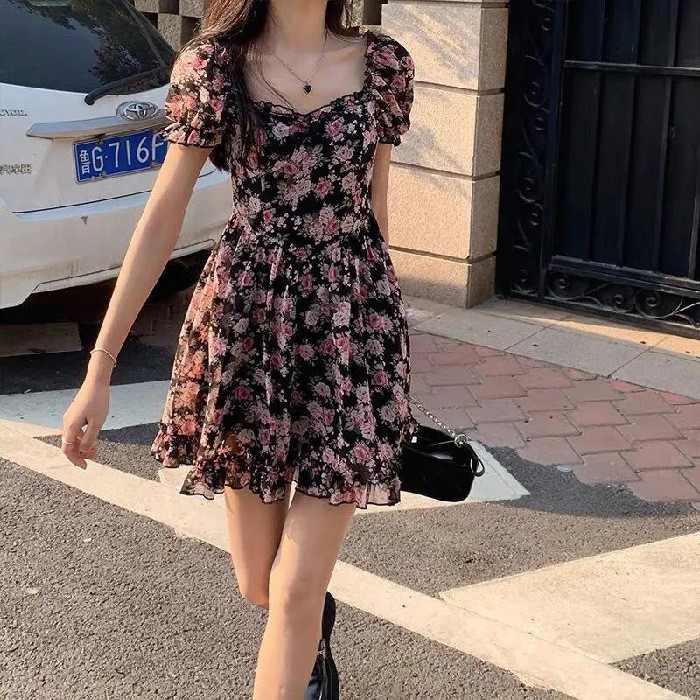 Women's Fashionable Floral Square Neck Puff Sleeve A-Line Dress