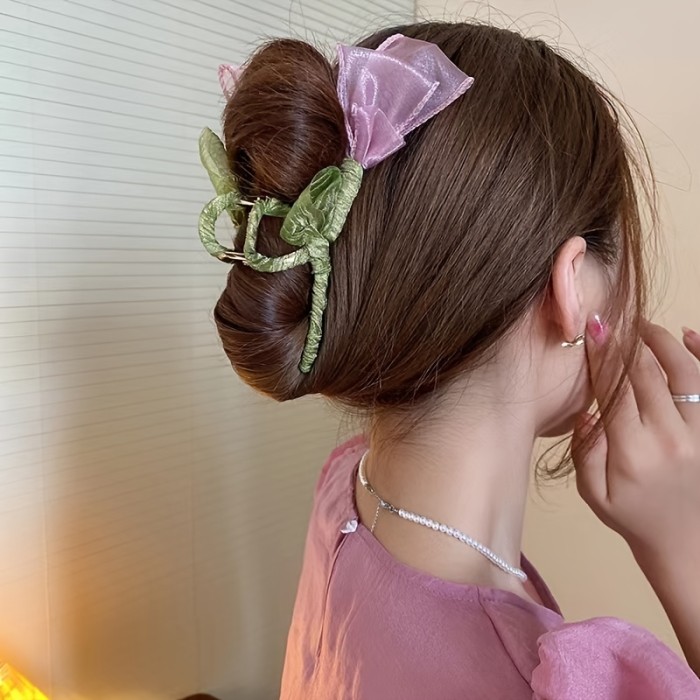 Elegant Tulip Flower Hair Claw Clip - Strong Hold Grip for Thick Hair - Non-Slip Hair Accessory - Stylish and Secure Hair Clip for Thick Hair Types