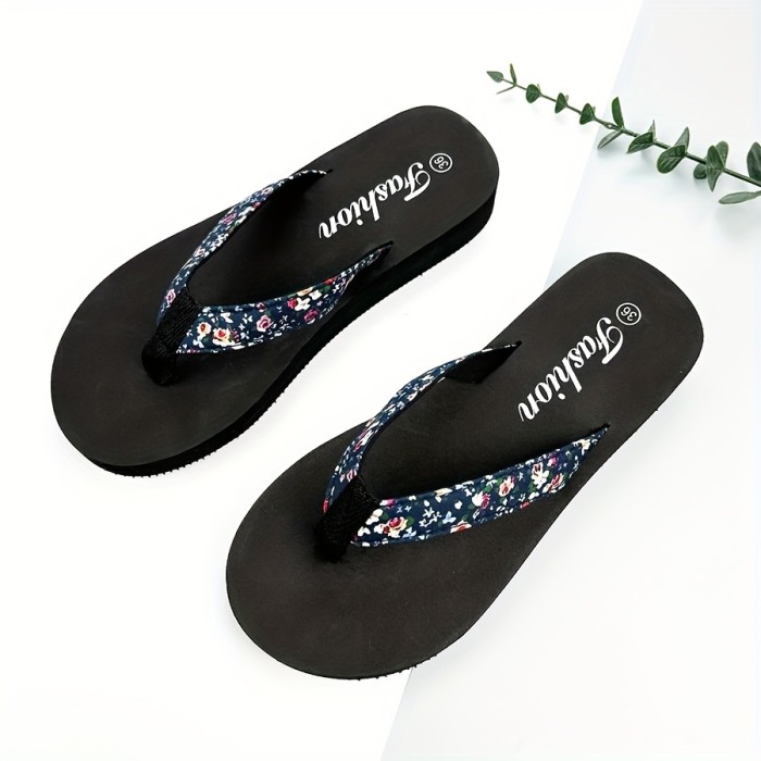 Women's Flower Print Platform Slide Sandals - Lightweight and Casual Footwear
