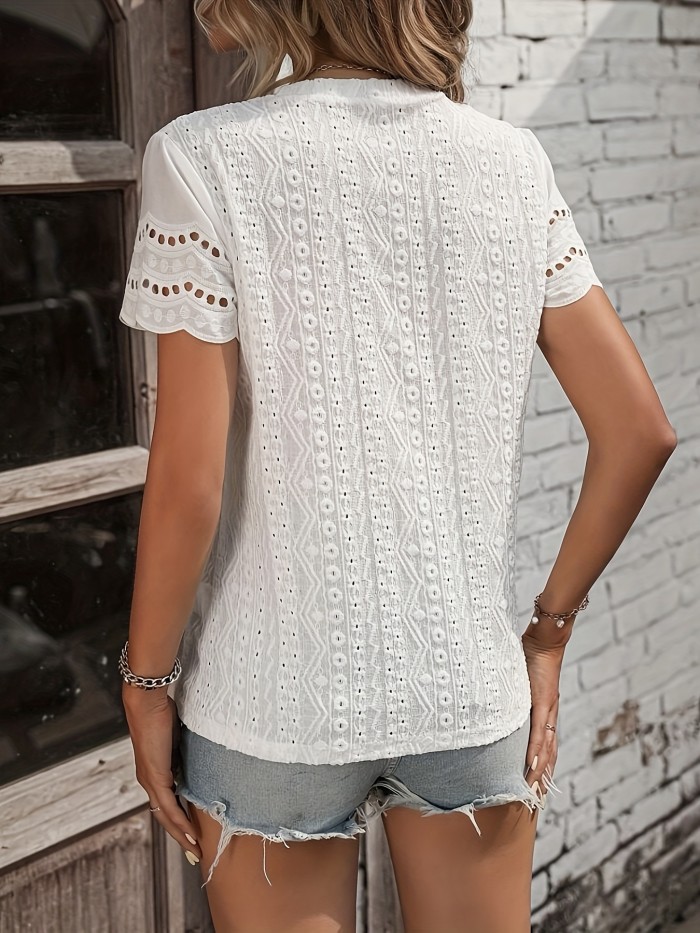 Women's Solid Eyelet Crew Neck T-Shirt - Casual Short Sleeve Top for Spring & Summer