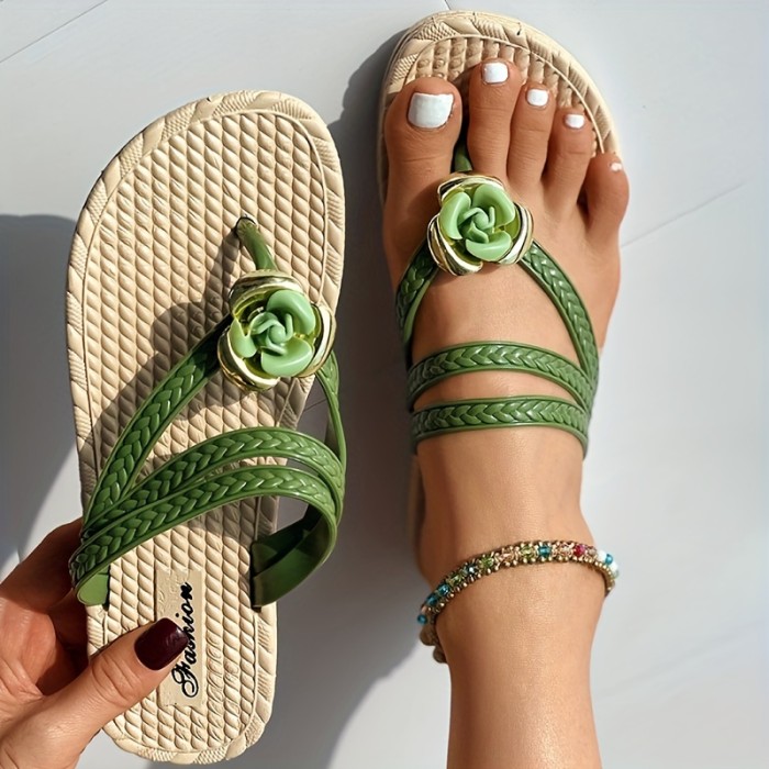 Women's Flower Flip Flops - Comfortable Non-Slip Beach Slides