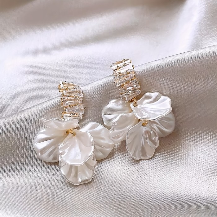 1 Pair Of Dangle Earrings Sparkling Flower Design Paved Shining Zirconia Symbol Of Beauty And Sweetness Match Daily Outfits Party Decor