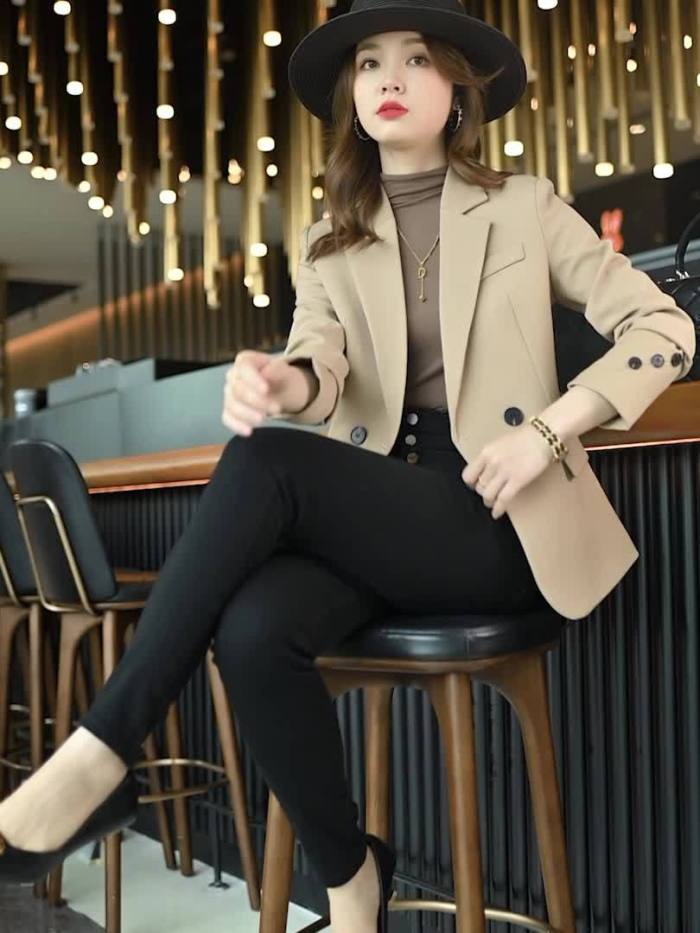 Notched Collar Button Front Blazer, Elegant Long Sleeve Blazer For Office & Work, Women's Clothing