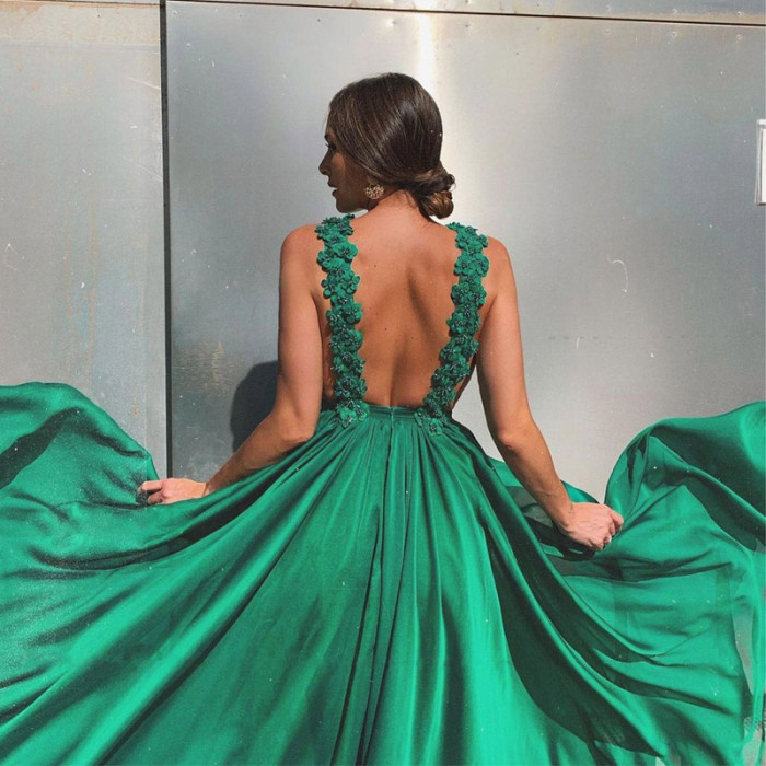 Casual Sleeveless Pleated Elegant Halterneck Strappy Solid Color High Waist Swing Dress