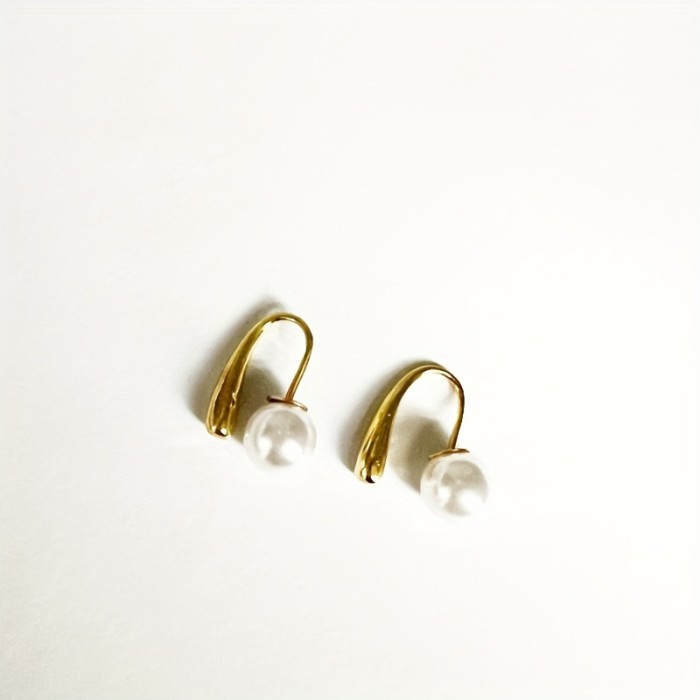 Golden Plating Water Droplet Pearl Piercing Earrings Fashion Earrings For Women