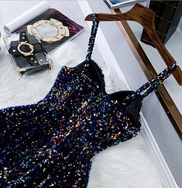 Embroidery Bling Diamonds Sexy Strap V -Neck Sheath Sleeveless Club Party Dresses