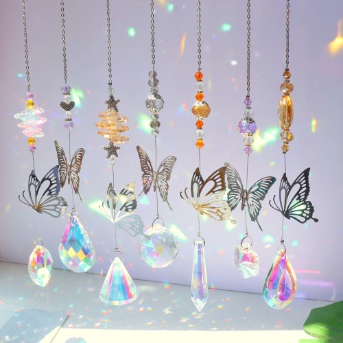 1pc Vibrant Colorful Crystal Suncatcher Pendant - Sparkling Crystal Ball Prism Creates Stunning Rainbow Effect, Captivating Sun Catcher, Dazzling Light Car Pendant Hanging Decoration - Delicate Animal Butterfly Design, Perfect for Home Room Decor, Adds Magic to Wedding Party Decorations, Whimsical Fairy-inspired Theme