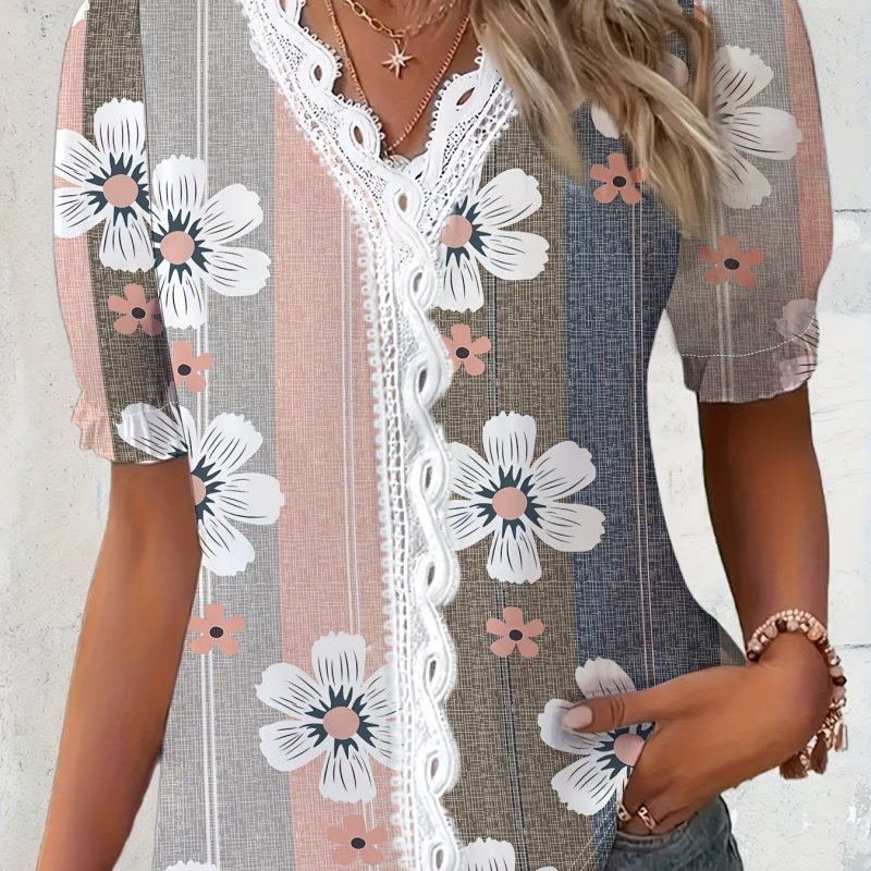 Lace Trim Floral Print Crew Neck T-shirt, Short Sleeve Casual Top For Spring & Summer, Women's Clothing